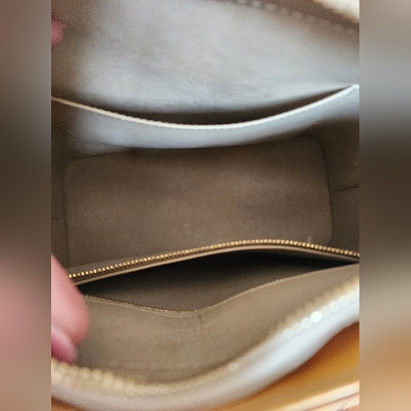 💥AUTHENTIC💥 Louis Vuitton Houston Vernis Monogram Tote - Picture 7 of 14